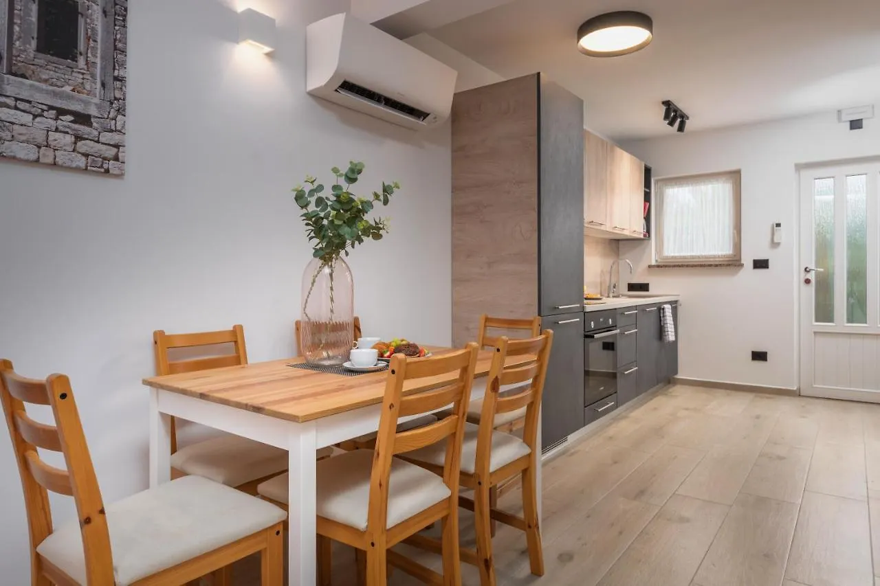 Apartments Grota Porec